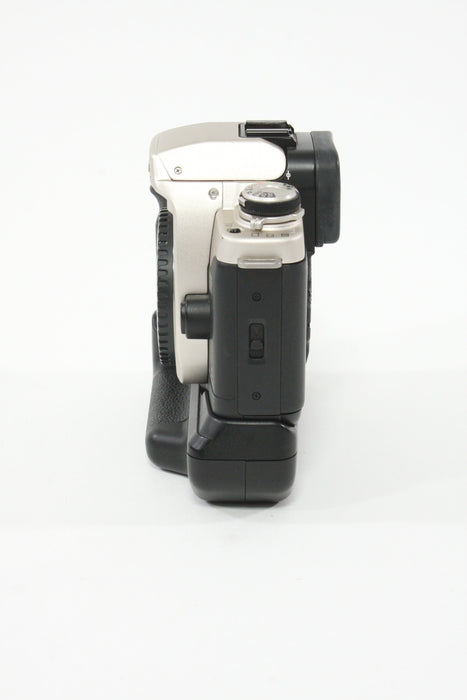 Canon EOS Elan II E with BP-50 Battery Pack