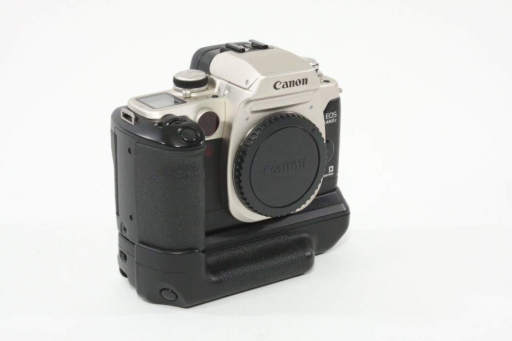 Canon EOS Elan II E with BP-50 Battery Pack
