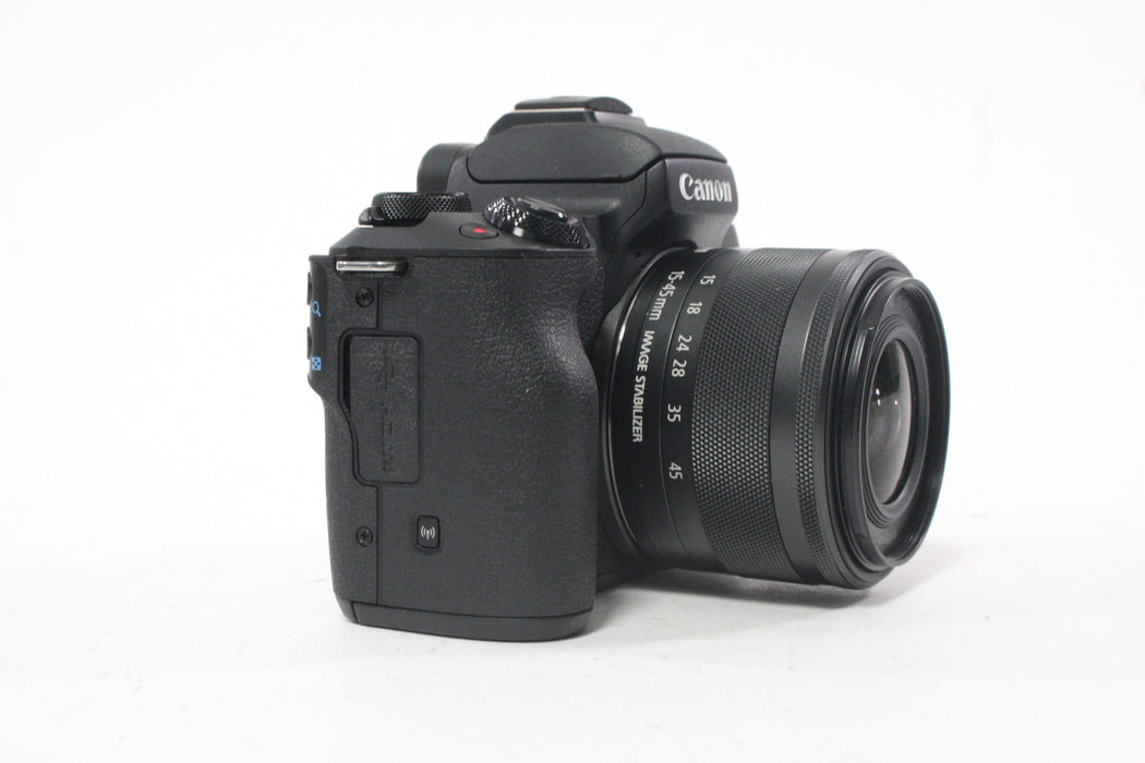Canon EOS M50 Mirrorless with 15-45mm f/3.5-6.3 IS STM EF-M Shutter less than 2,000
