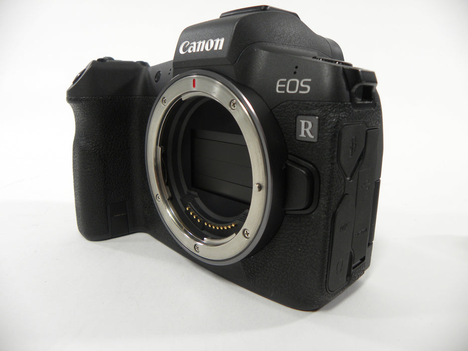 Canon EOS R 30.3mp Digital Mirrorless Body  Only (Read)