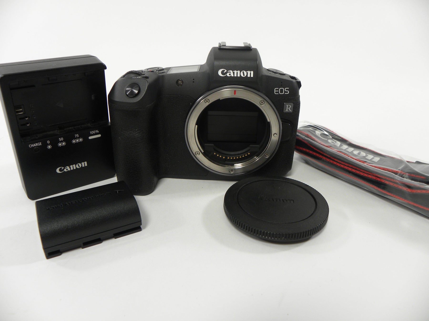 Canon EOS R 30.3mp Digital Mirrorless Body  Only (Read)