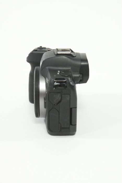 Canon EOS R Body Only - Shutter Count 42,000
