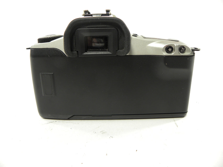 Canon EOS Rebel 2000 35mm SLR Body only