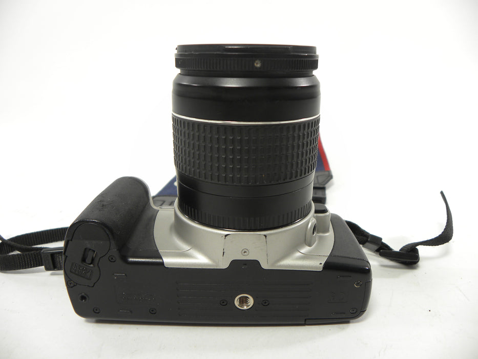Canon EOS Rebel 2000 35mm SLR w/EF 28-80mm f3.5-5.6 II