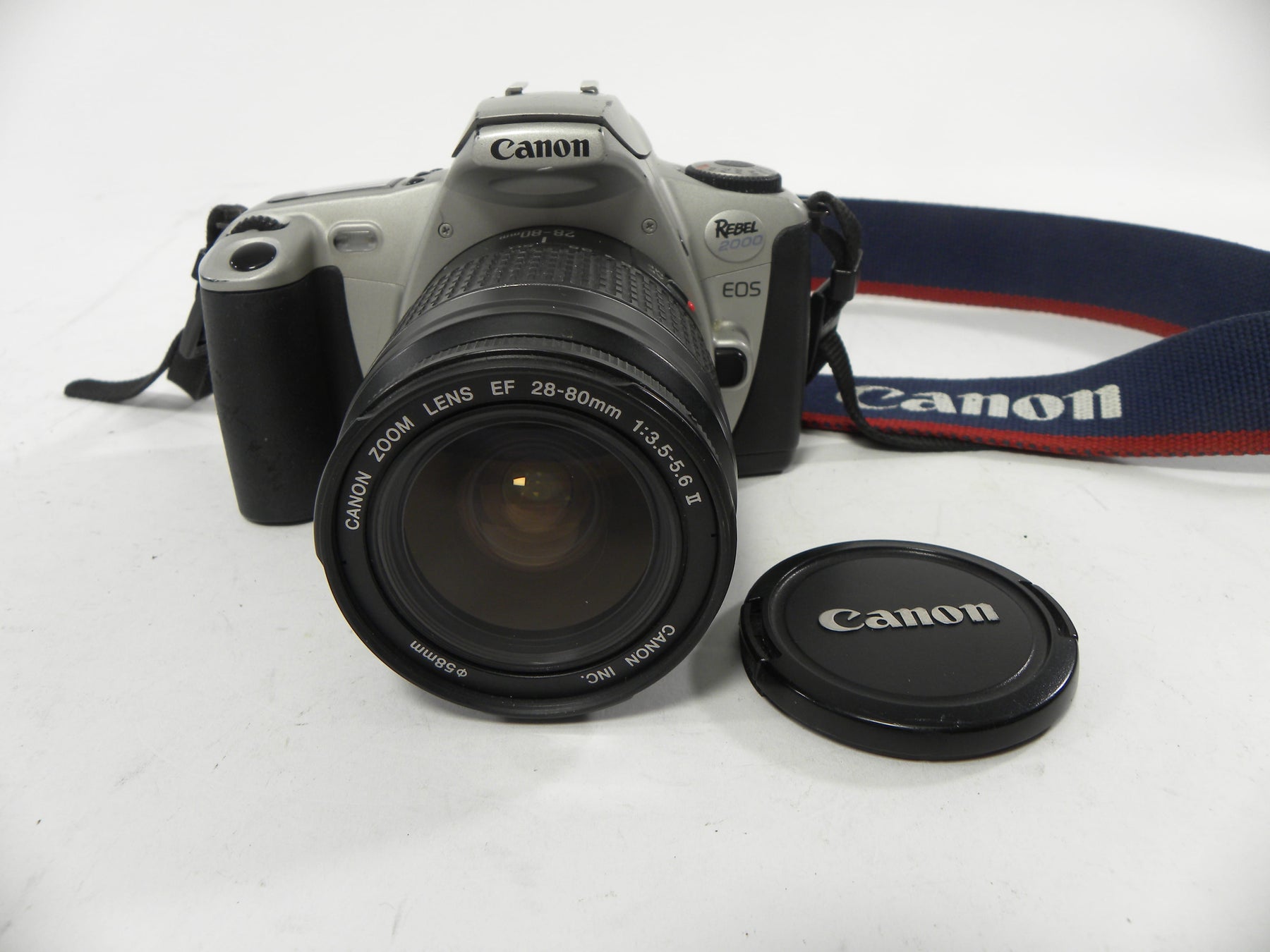 Canon EOS Rebel 2000 35mm SLR w/EF 28-80mm f3.5-5.6 II