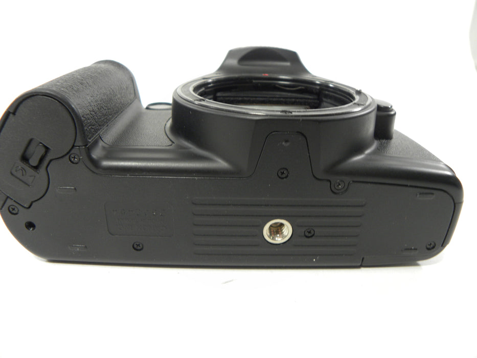 Canon EOS Rebel 35mm SLR camera Body only