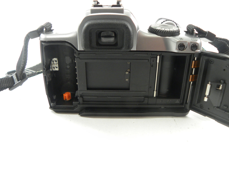 Canon EOS Rebel K2 35mm SLR w/EF 28-90mm f4-5.6III
