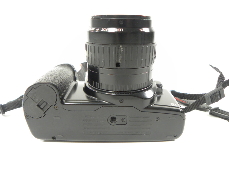 Canon EOS Rebel S 35mm SLR w/EF 35-80mm f4-5.6 II