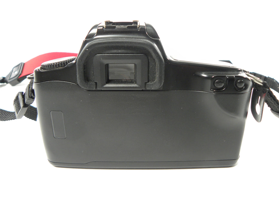 Canon EOS Rebel S II 35mm SLR w/EF Zoom 35- f4-5.6II