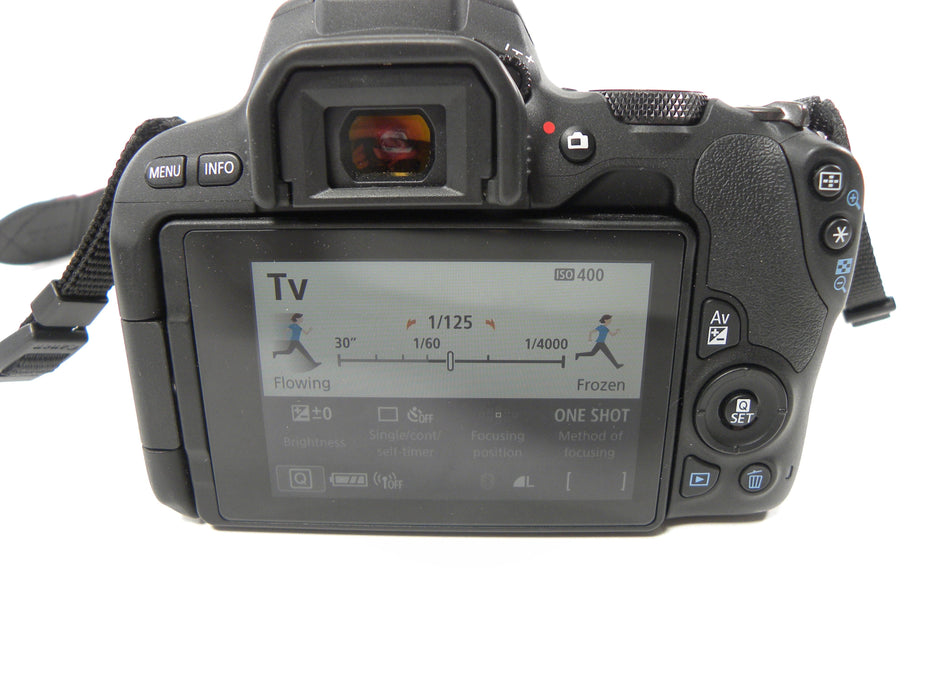 Canon EOS Rebel SL2 24.2mp Digital SLR w/EF-S 18-55 IS STM Shutter Ct. 808