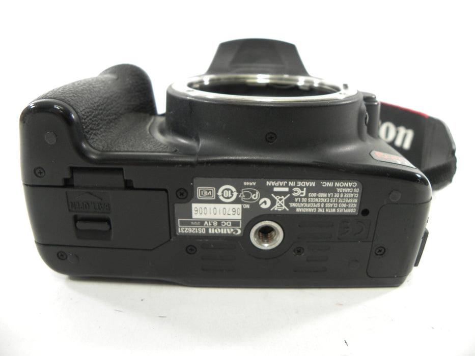 Canon EOS Rebel T1i 15.1mp Digital SLR Body Only Shutter Ct. 16,416