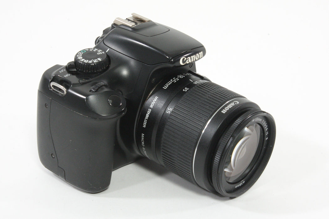 Canon EOS Rebel T3 with 18-55mm f/3.5-5.6 IS II - Shutter Count 32892
