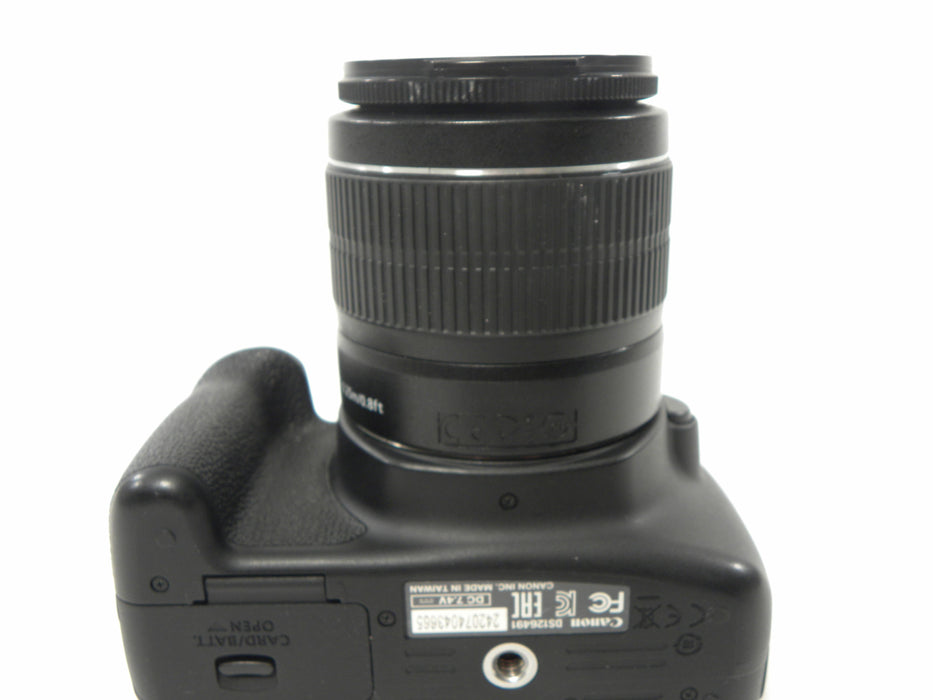 Canon EOS Rebel T5 18mp Digital SLR w/18-55 IS II Shutter Ct. 14,283