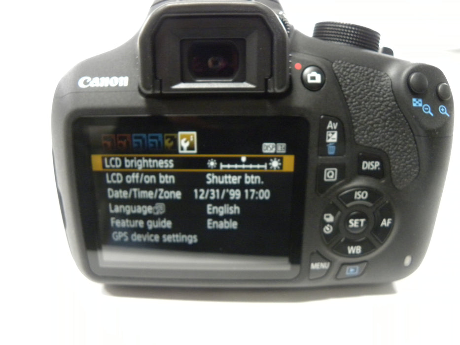 Canon EOS Rebel T5 18mp Digital SLR w/EF-S 18-55 IS II Shutter Ct. 131