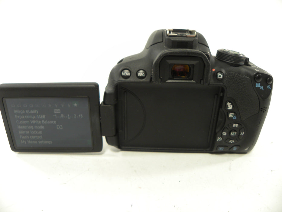Canon EOS Rebel T5i 18.0mp Digital SLR body only Shutter Ct. 11,137