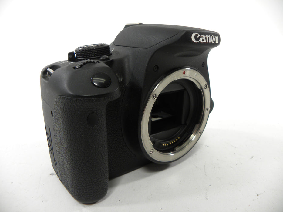 Canon EOS Rebel T5i 18.0mp Digital SLR body only Shutter Ct. 11,137