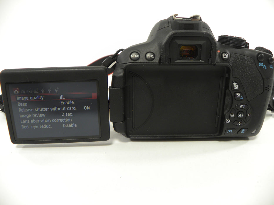 Canon EOS Rebel T5i 18.0mp Digital SLR w/EF-S 18-55 IS STM Shutter Ct. 395