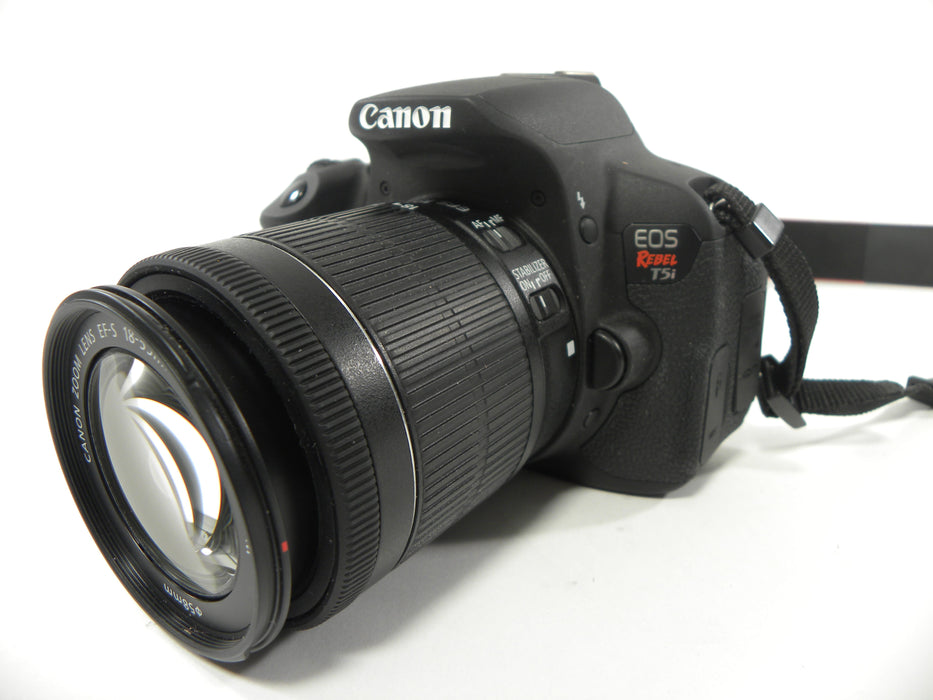 Canon EOS Rebel T5i 18.0mp Digital SLR w/EF-S 18-55 IS STM Shutter Ct. 395