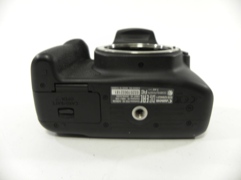 Canon EOS Rebel T6 18mp Digital SLR Body Only Shutter Ct. 12,616