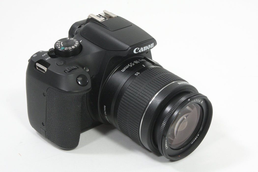 Canon EOS Rebel T6 with 18-55mm f/3.5-5.6 III EF-S  - Shutter Count 1821