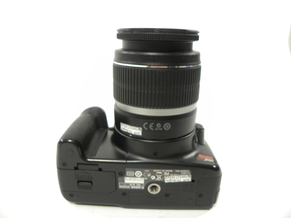 Canon EOS Rebel XSi 12.2mp Digital SLR w/EF-S 18-55 IS shutter Ct. 8,172