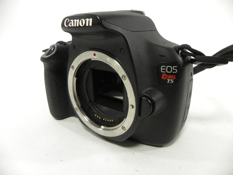 Canon EOS T5 18.0mp Digital SLR Body Only Shutter Ct. 31,582