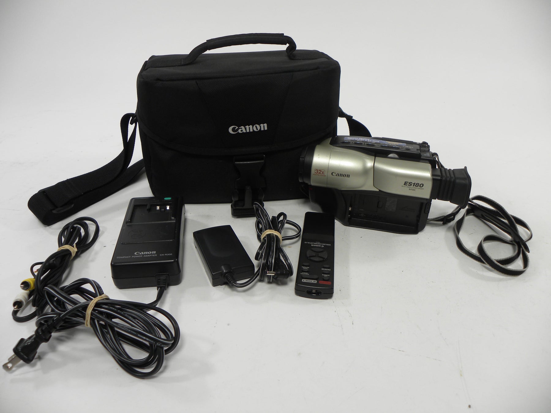Canon ES1800 8mm Video Camcorder