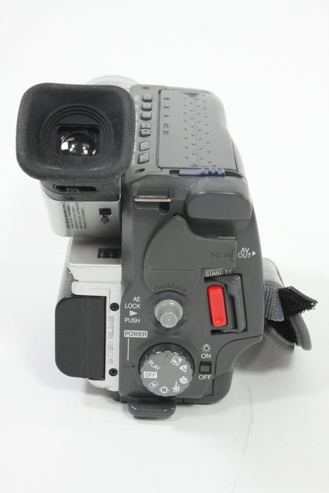 Canon ES75 Hi8 Camcorder