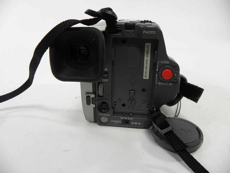 Canon ES8400V Hi 8 Camcorder