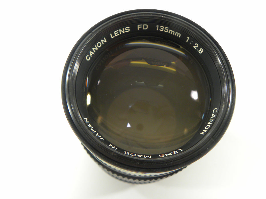 Canon FD 135mm f2.8 lens