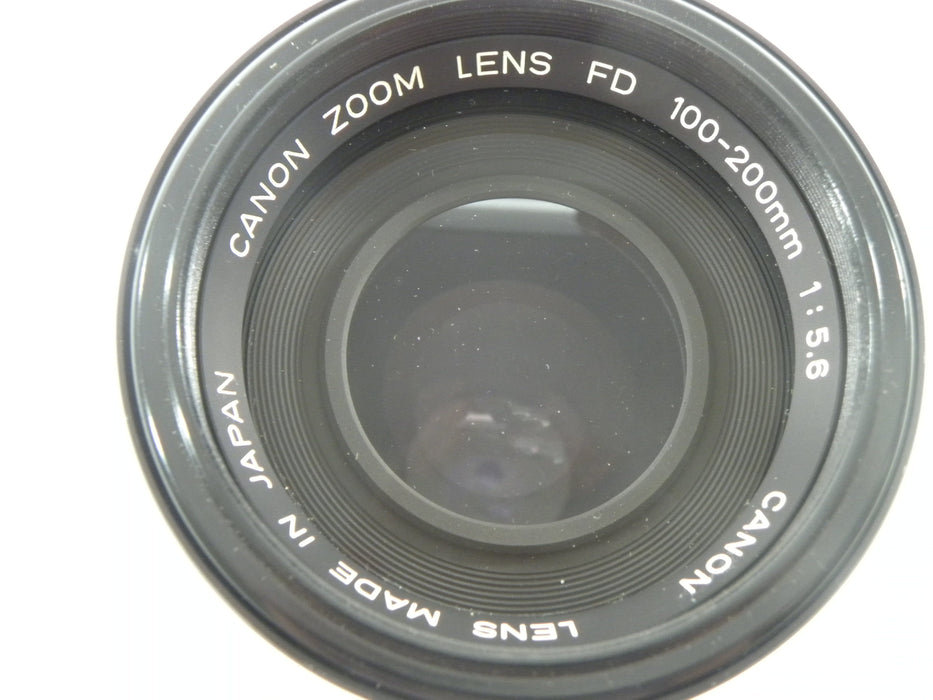 Canon FD Zoom 100-200mm f5.6 Lens