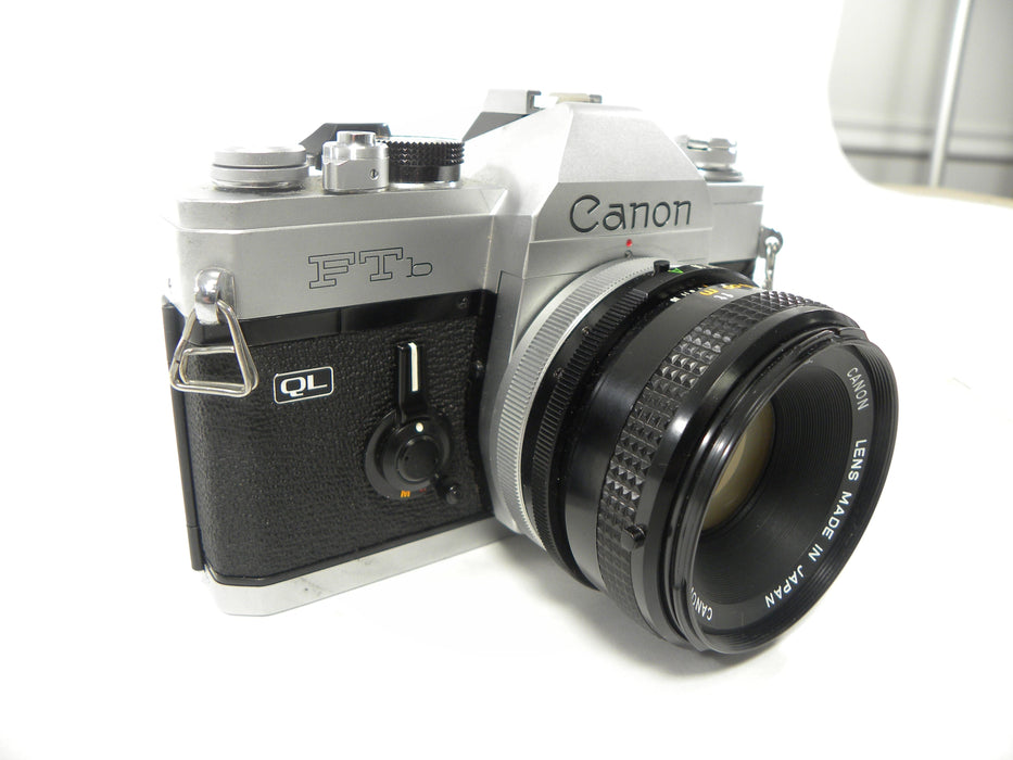 Canon FTb 35mm SLR w/FD 50mm f1.8