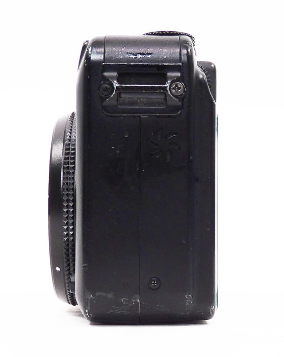 Canon G10 14.7 Megapixel Point and Shoot Digital Camera