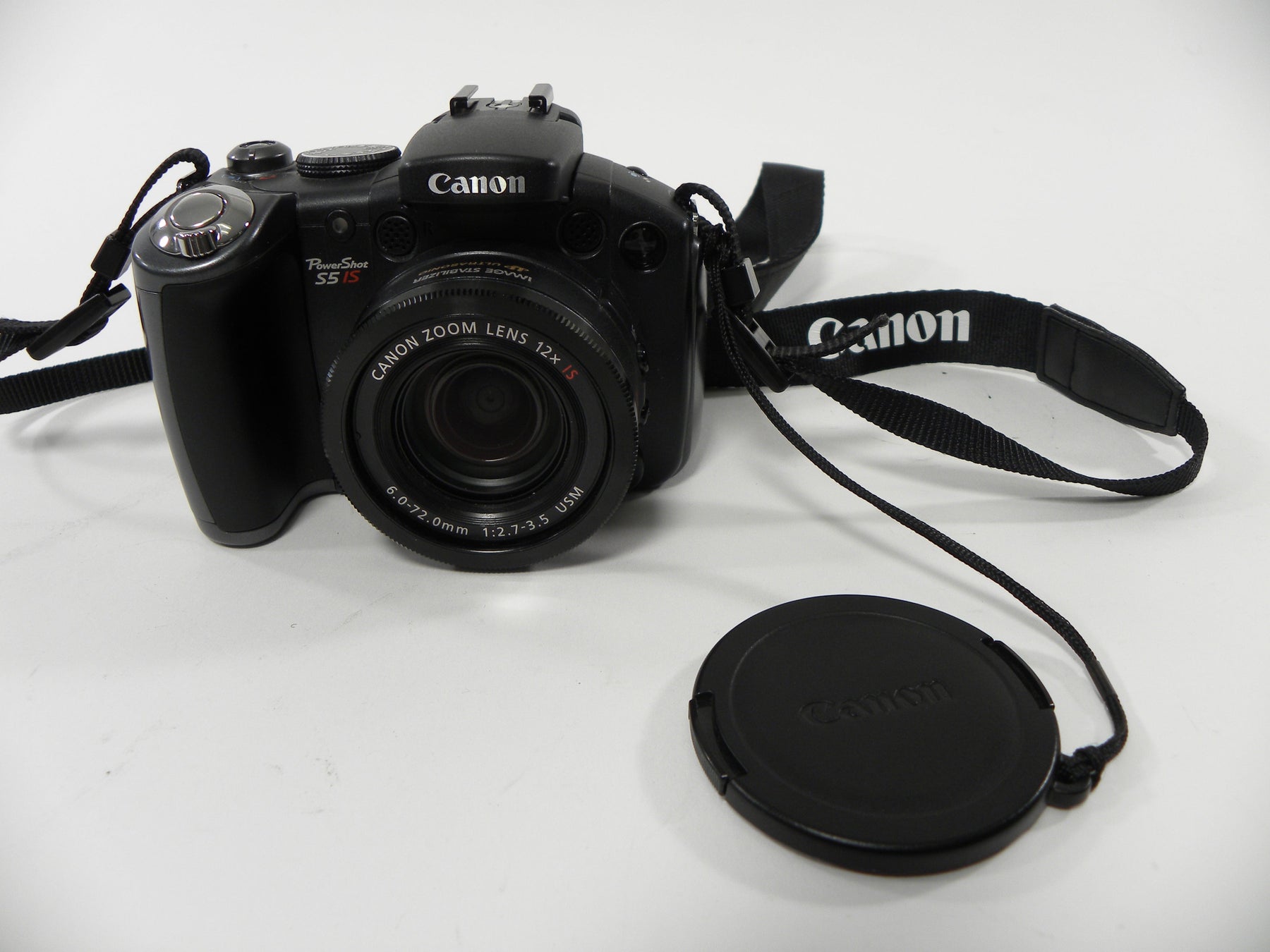 Canon Power Shot S5 IS 8mp Digital Camera