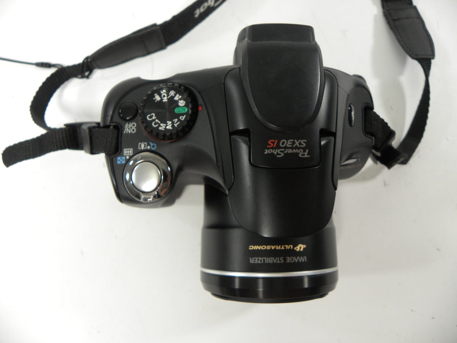Canon Power Shot SX30IS 14.1mp Digital camera
