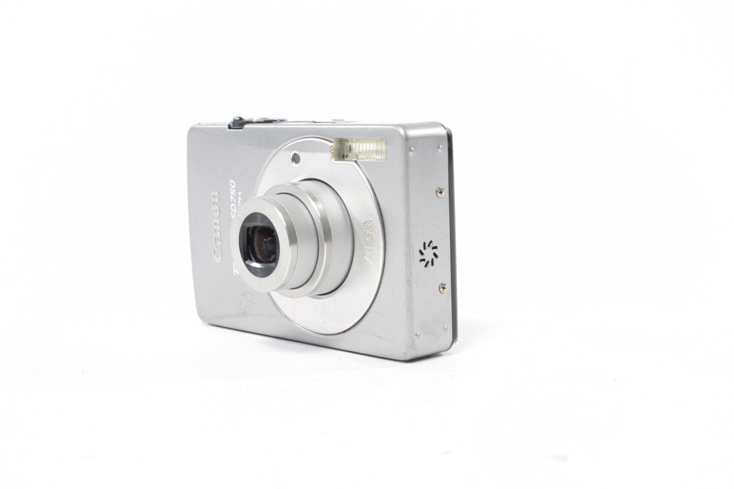 Canon PowerShot SD750 Point-and-Shoot Digital Camera 3x Zoom 7.1mp