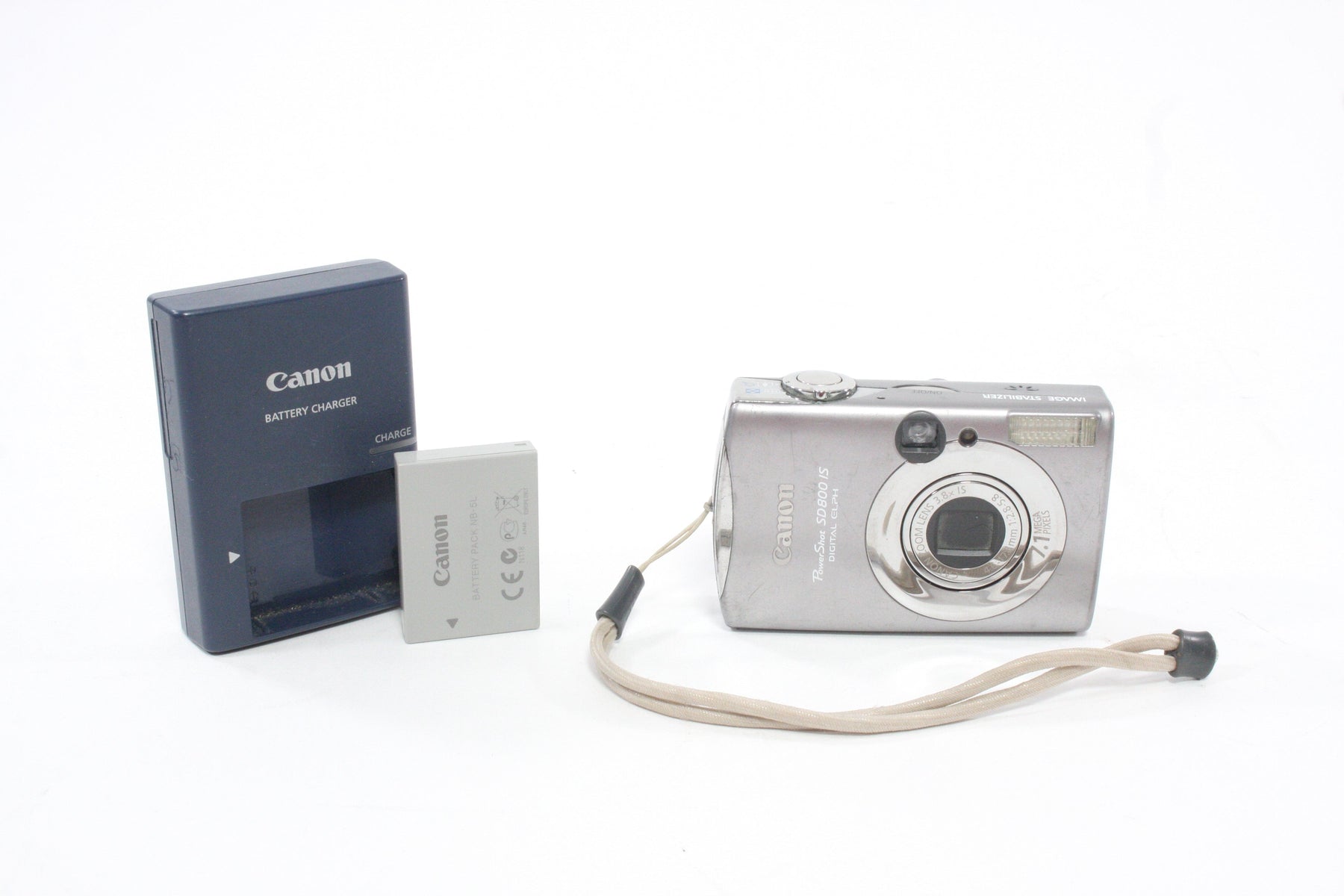 Canon PowerShot SD800 IS Elph Digital Camera 3x Zoom 7.1mp