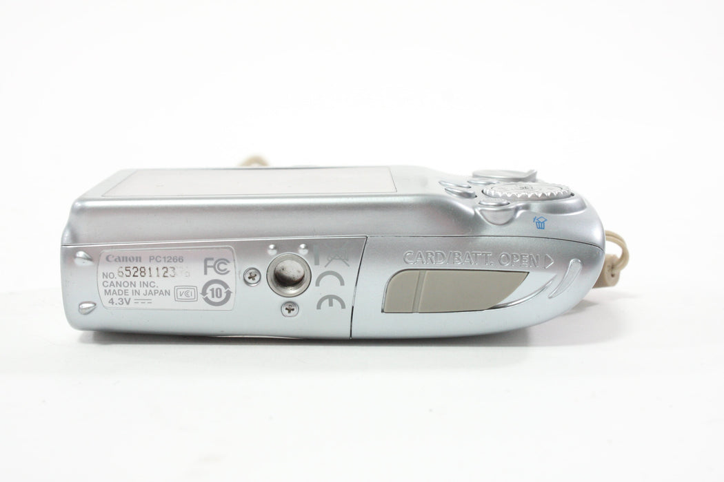 Canon PowerShot SD890 IS Digital Point-and-Shoot 5x Zoom 10.0mp