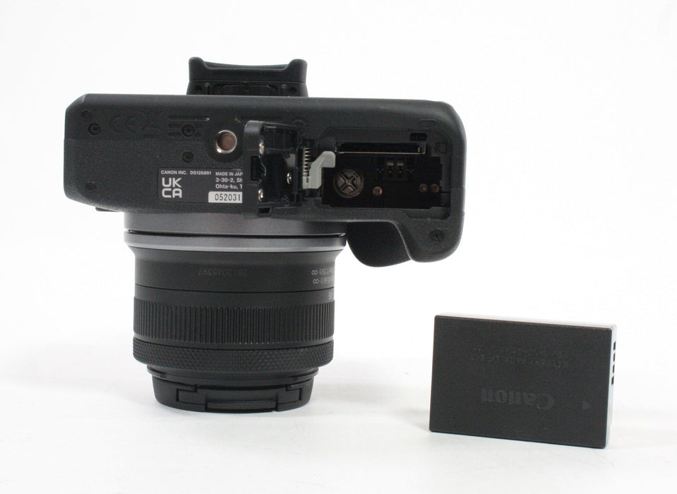 Canon R100 Mirrorless Digital Camera with 18-45mm f/4.5-5.6 IS STM Lens with Shutter Count (less than) 1,000