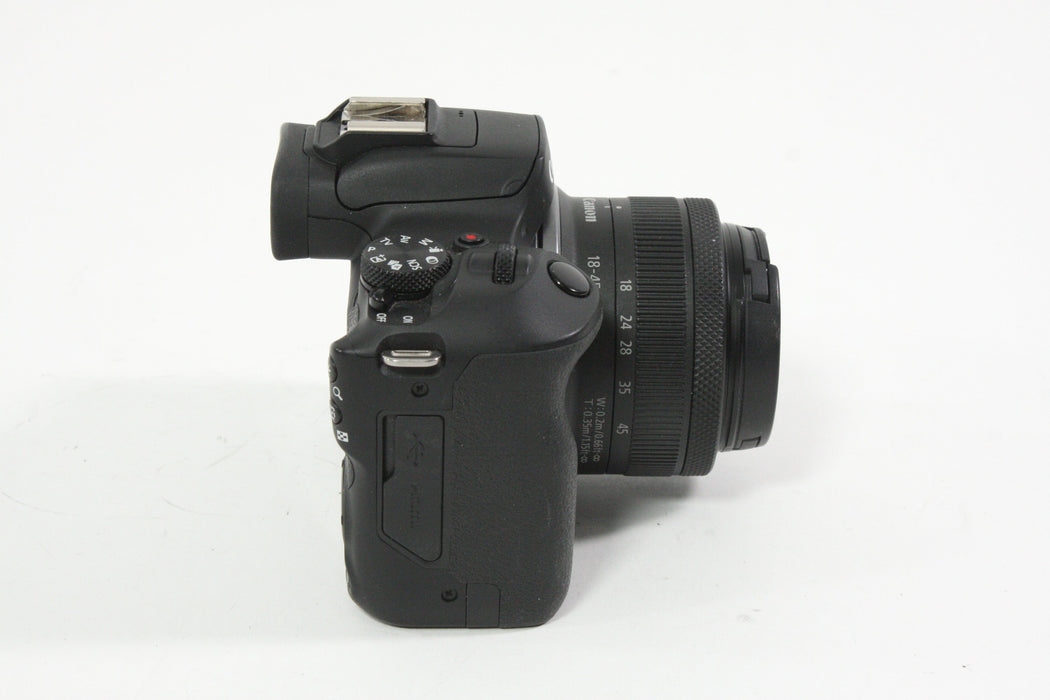 Canon R100 w/ 18-45mm - Shutter Count 23,000