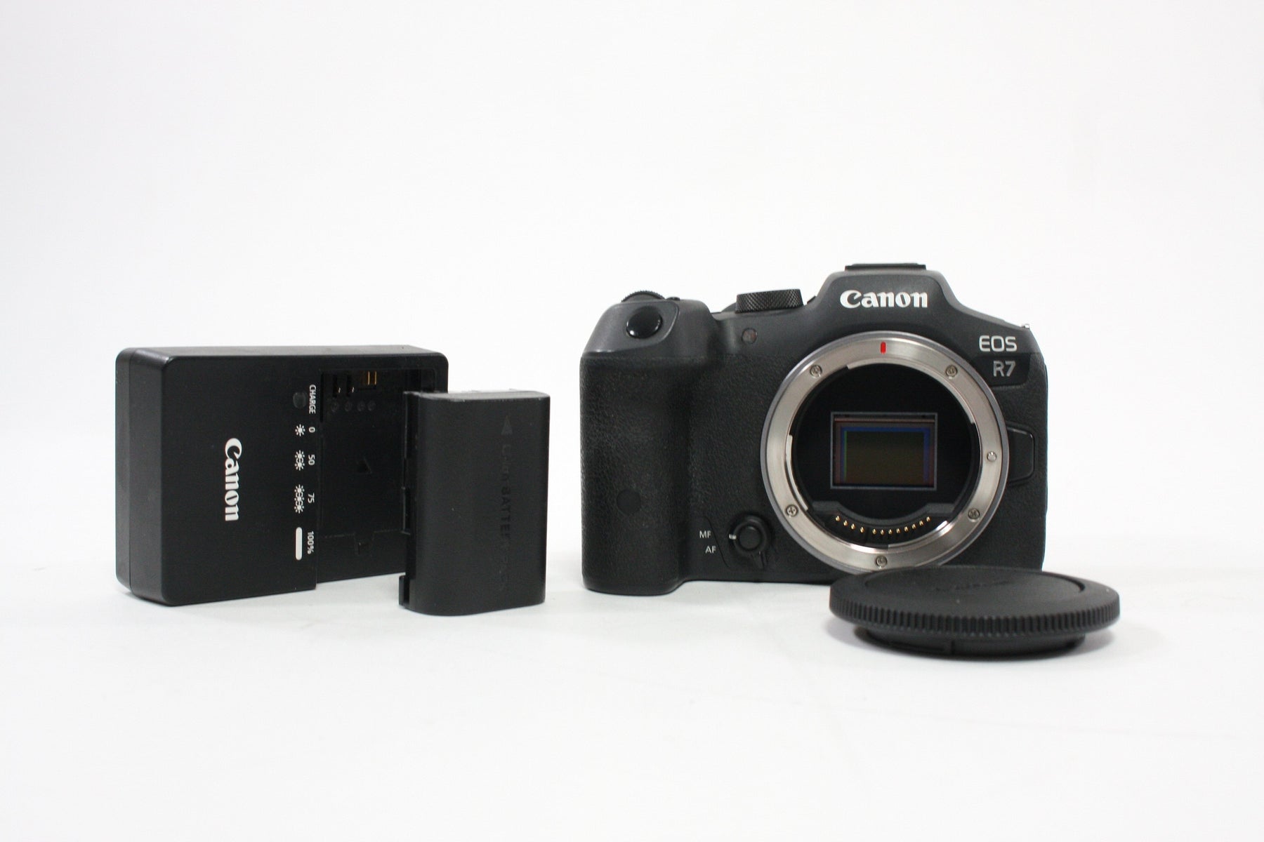 Canon R7 Mirrorless Digital Camera Body Shutter Count 9,000