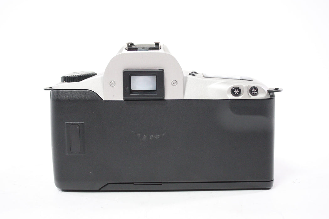 Canon Rebel 2000 35mm SLR Camera with 28-80mm f/3.5-5.6 II for EF Mount