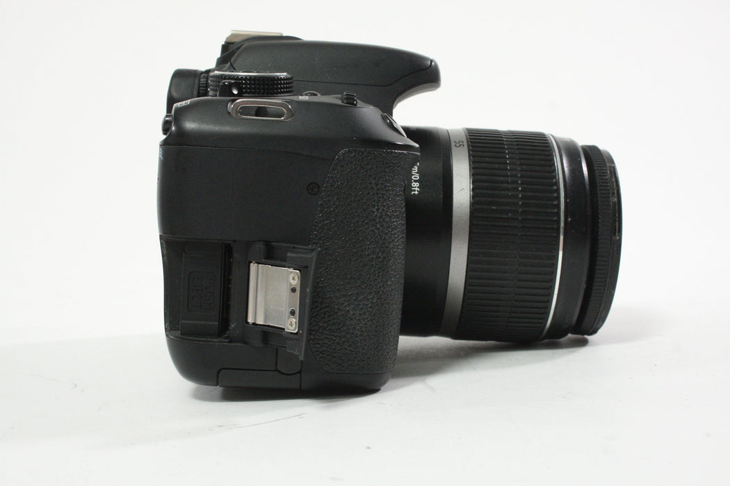 Canon Rebel T3i Digital Camera with 18-55mm f/3.5-5.6 IS II Lens Shutter Count 18,197