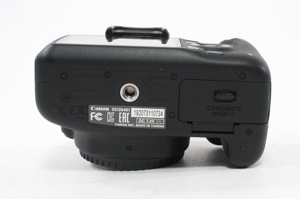 Canon Rebel T5 Digital SLR Camera with 18-55mm ff/3.5-5.6 IS II Lens Shutter Count 2,170
