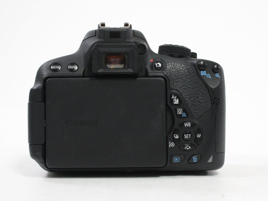 Canon Rebel T5i Digital SLR with 18-55mm f/3.5-5.6 III EF-S Lens Shutter Count 7,128