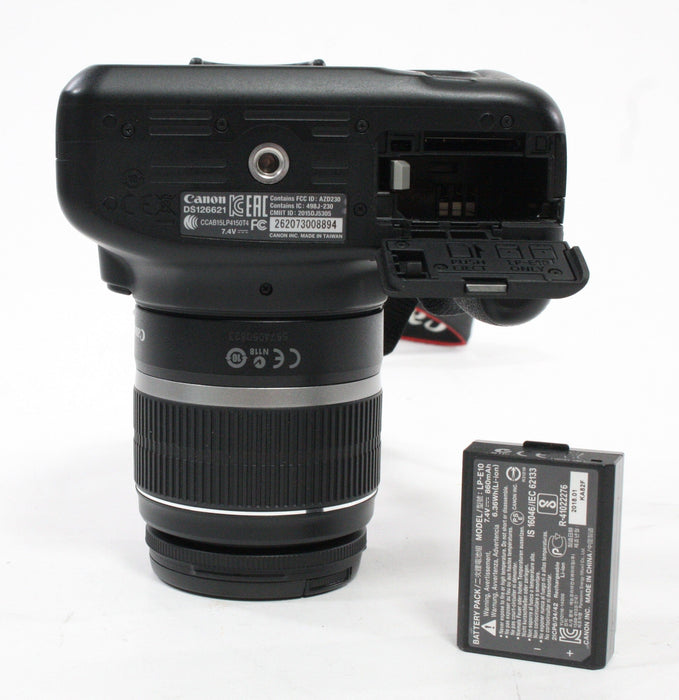 Canon Rebel T6 Digital SLR with 18-55mm f/3.5-5. IS II Lens SC 3484