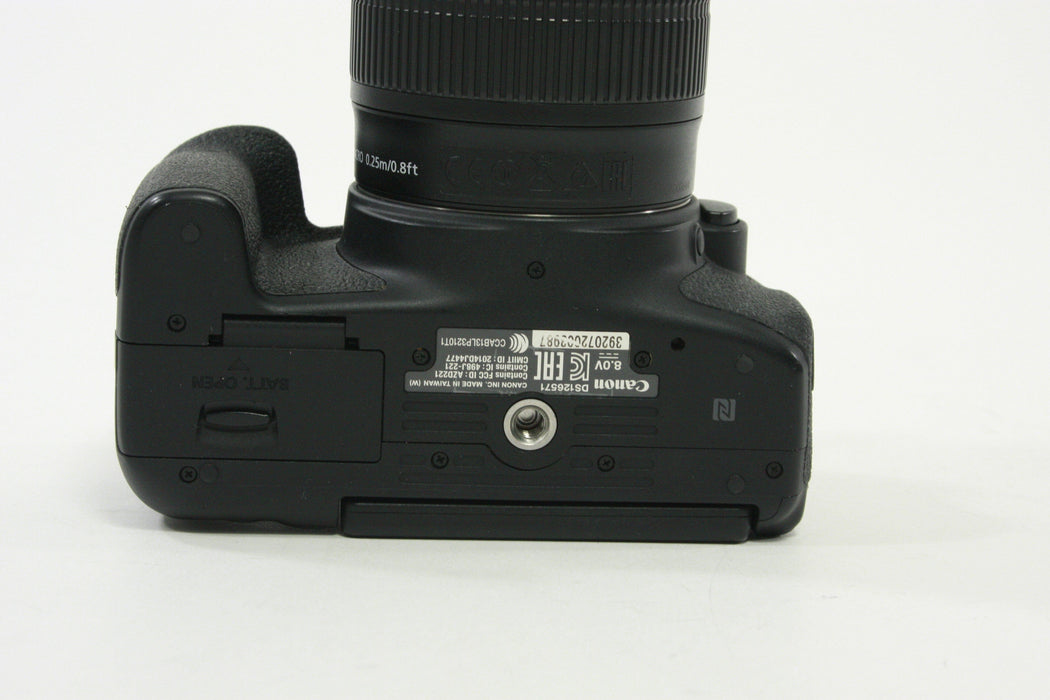 Canon Rebel T6i Digital Camera with 18-55mm STM Lens - Shutter Count 4,569