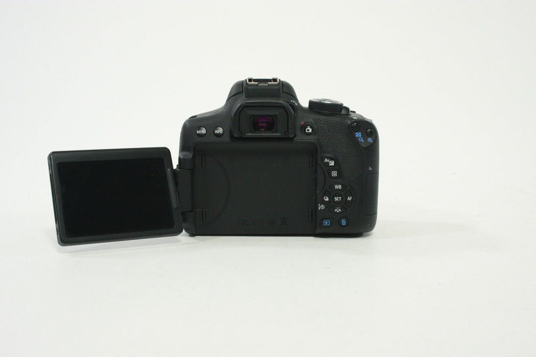 Canon Rebel T6i Digital Camera with 18-55mm STM Lens - Shutter Count 4,569