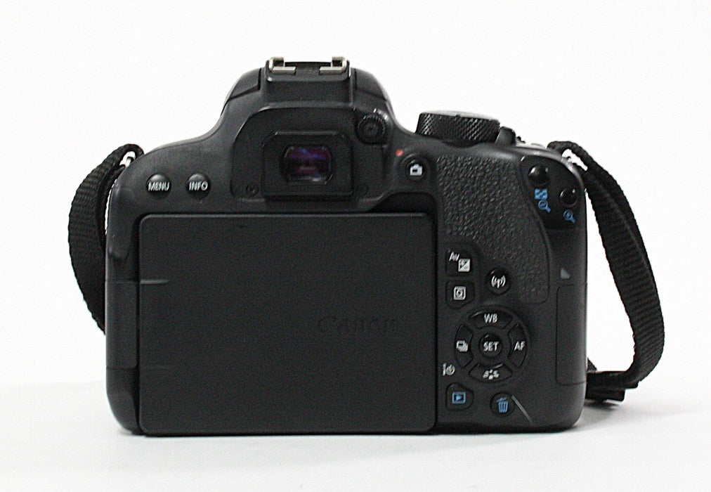 Canon Rebel T7i SC 91,554 w 18-55mm f/3.5-5.6 II
