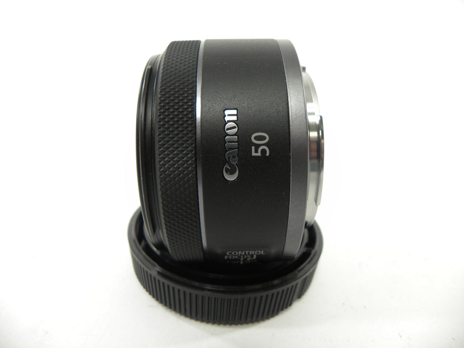 Canon RF 50mm f1.8 STM
